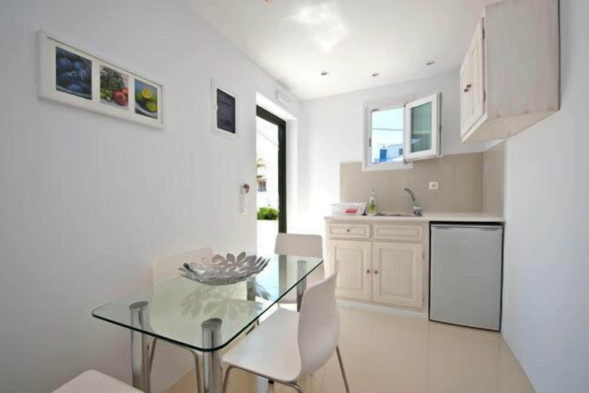 Hotel & Apartments Kalypso Науса Екстериор снимка