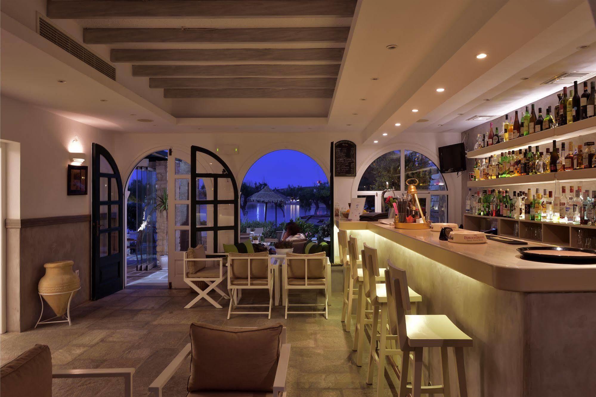 Hotel & Apartments Kalypso Науса Екстериор снимка
